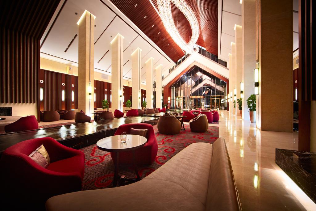 Beijing Hotel Minsk Exteriér fotografie The lobby of the hotel