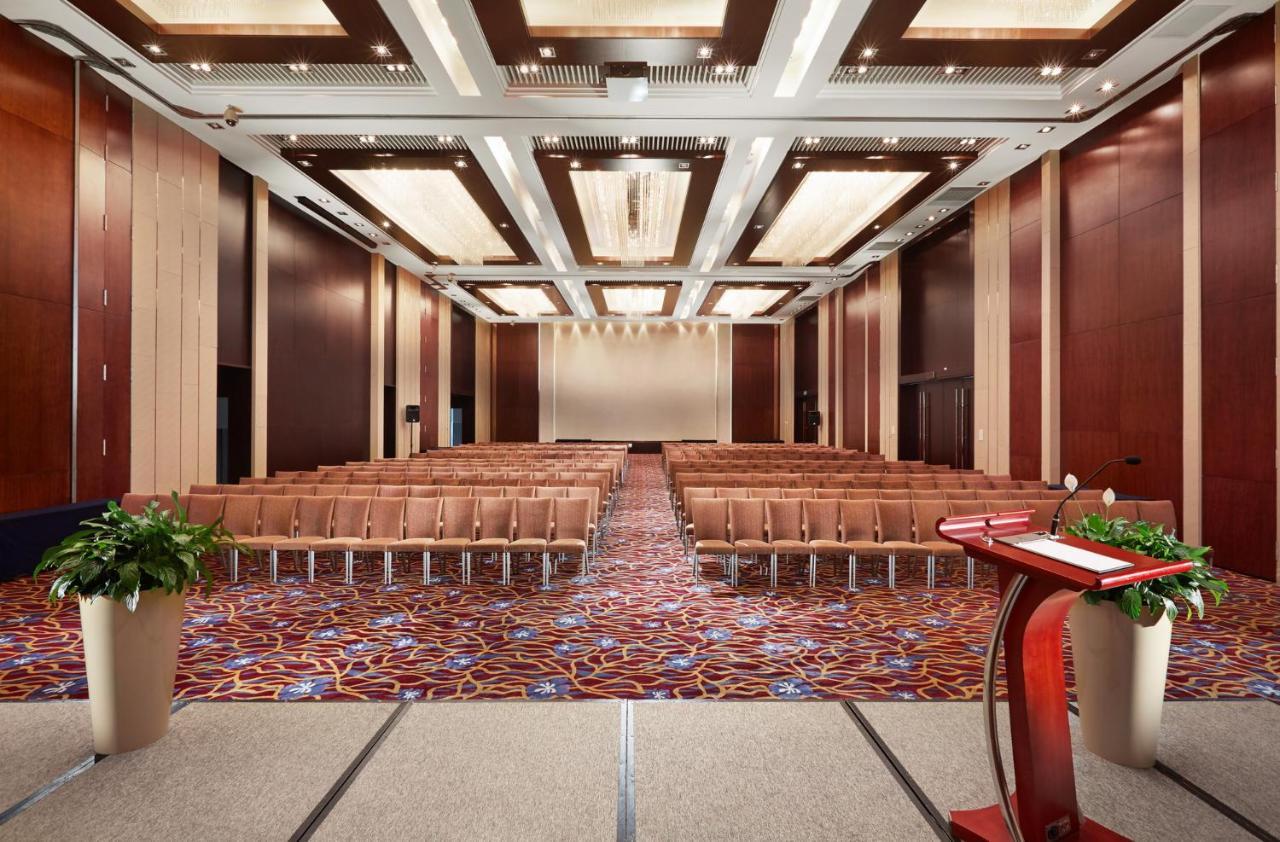 Beijing Hotel Minsk Exteriér fotografie The Grand Ballroom
